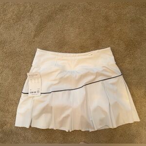 Athleta White Pleated Skort